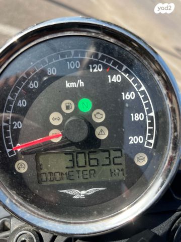 מוטוגוצי V7 Stone ABS