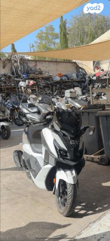 סאן יאנג קרוזים 125