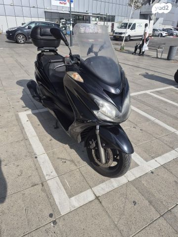 ימאהה מג"סטי 400