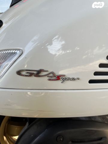 פיאג'ו וספה GTS300 סופר