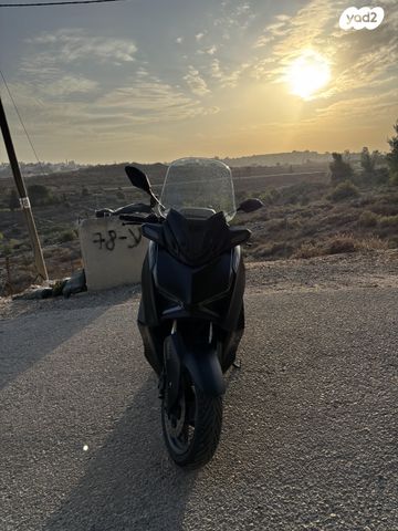 ימאהה X-MAX 300