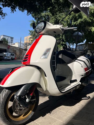 פיאג'ו וספה GTS300 סופר
