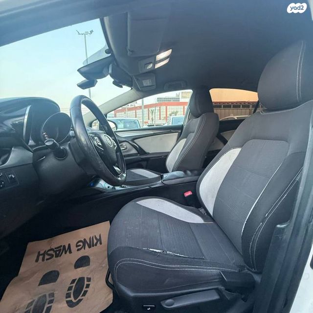 טויוטה אוונסיס