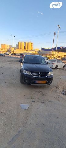 מודעת רכב דודג' ג'רני