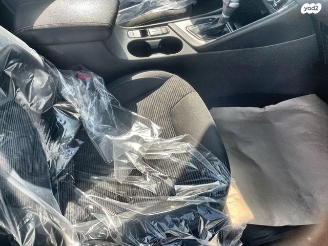 קיה נירו פלוס