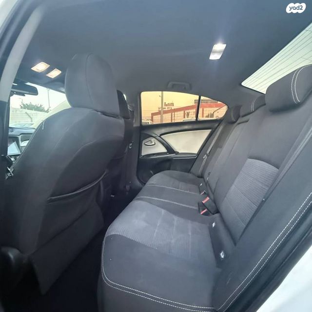 טויוטה אוונסיס