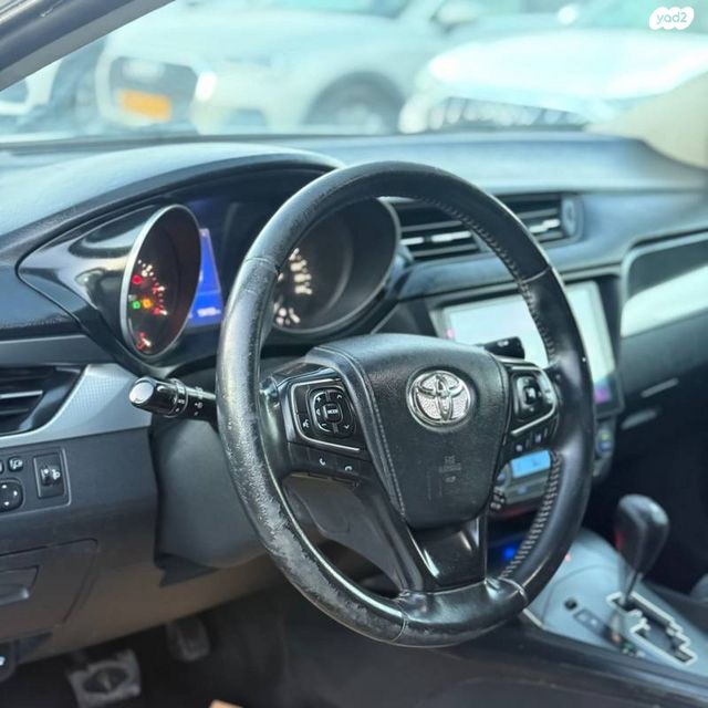 טויוטה אוונסיס