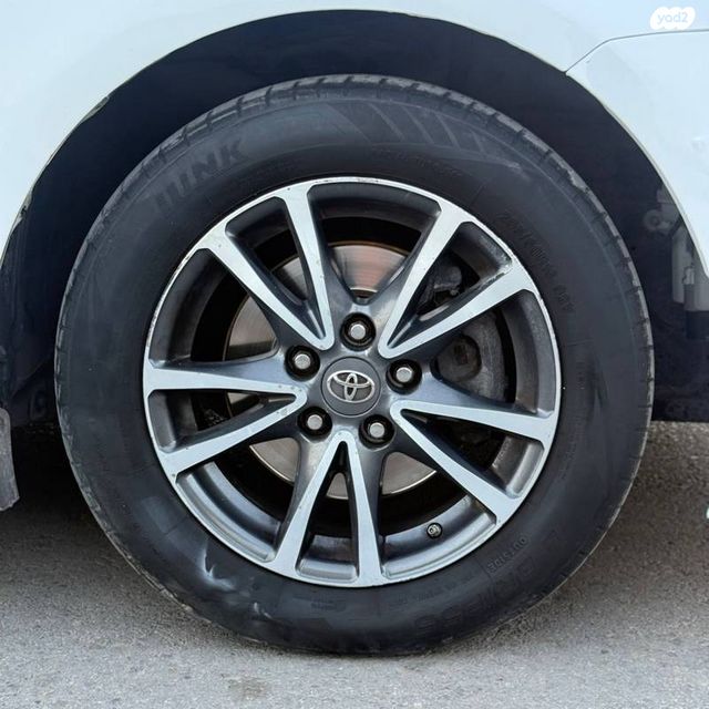 טויוטה אוונסיס