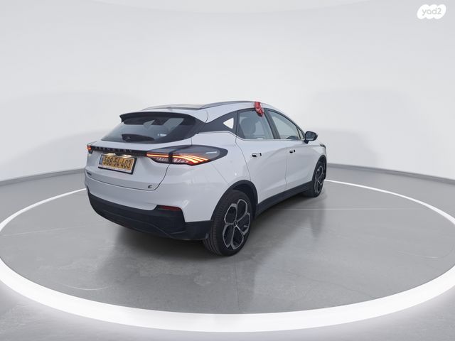 ג׳ילי Geometry C