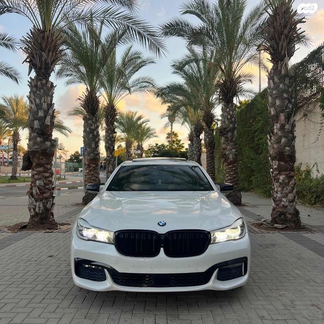 מודעת רכב ב מ וו סדרה 7