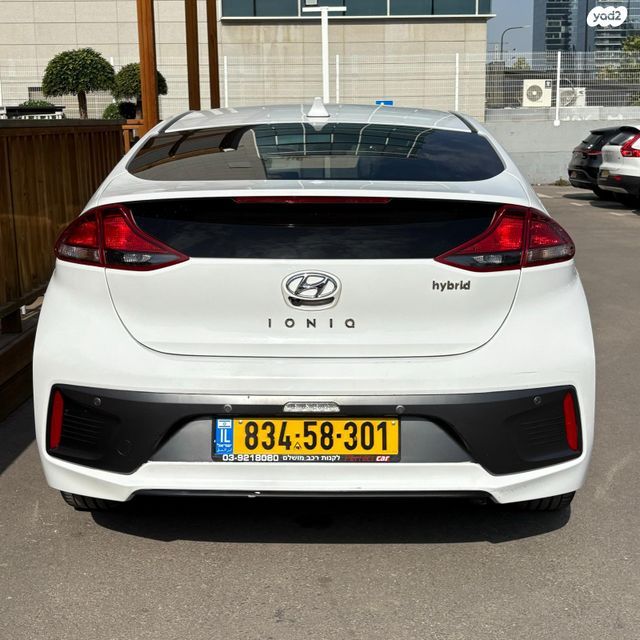 יונדאי איוניק