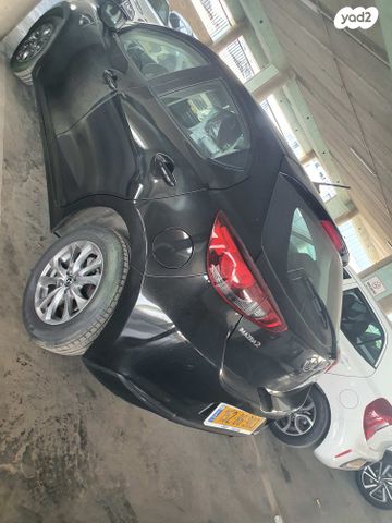 מודעת רכב מאזדה 2