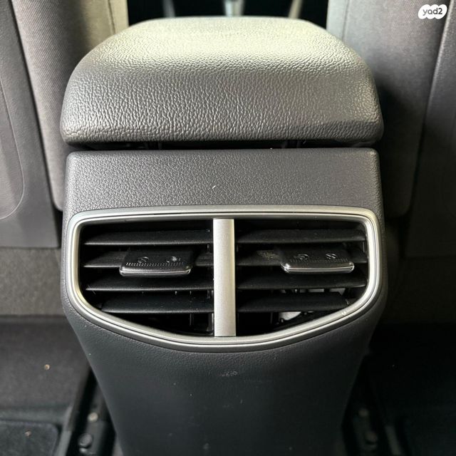 יונדאי איוניק