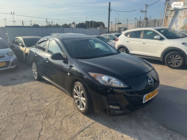 מודעת רכב מאזדה 3