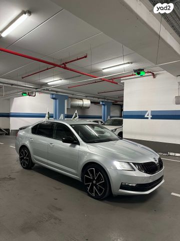 סקודה אוקטביה