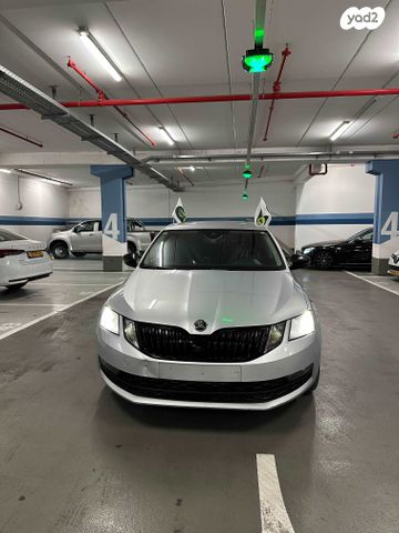 סקודה אוקטביה