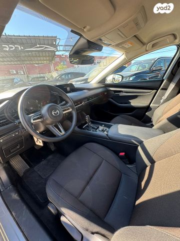 מודעת רכב מאזדה 3 2