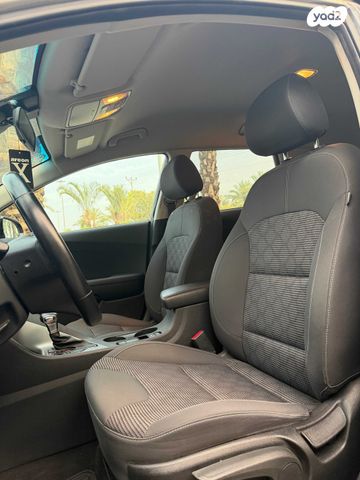 קיה נירו פלוס