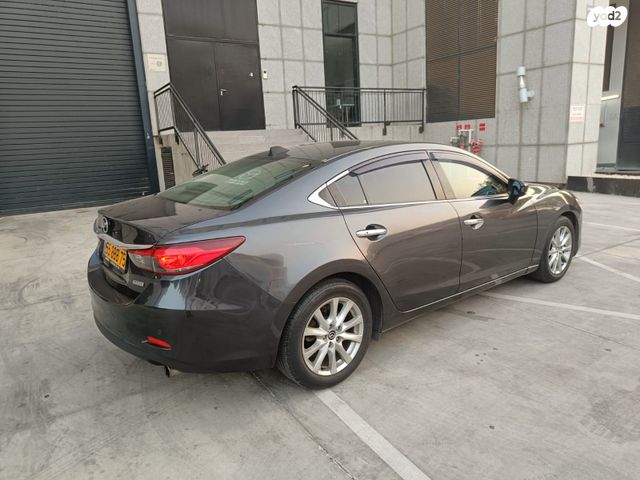 מודעת רכב מאזדה 6