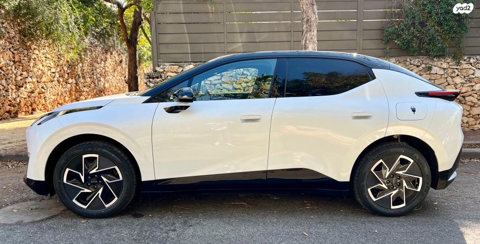 לינק אנד קו 02