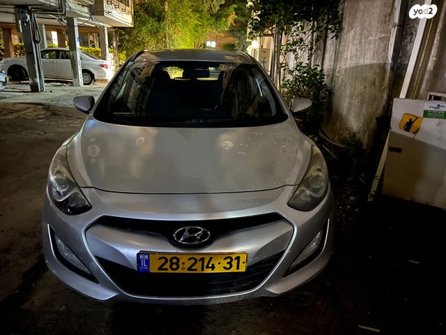 יונדאי i30