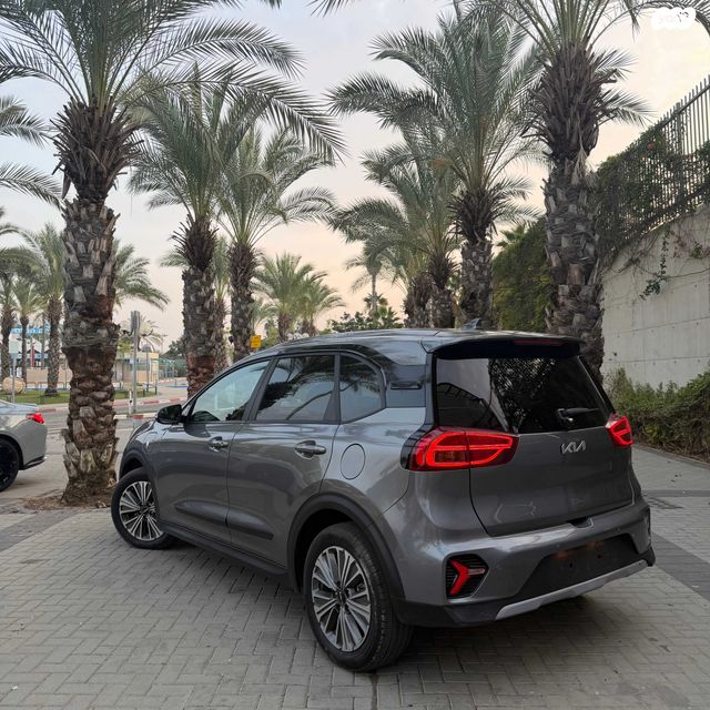 קיה נירו פלוס