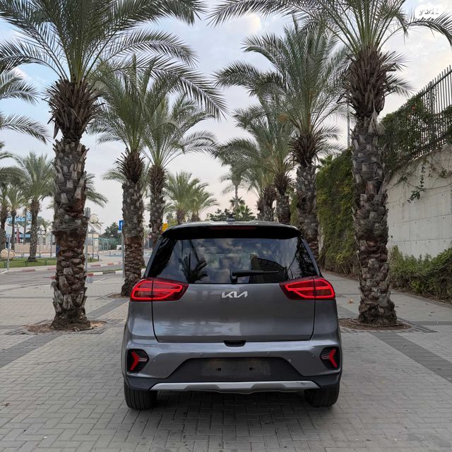 קיה נירו פלוס