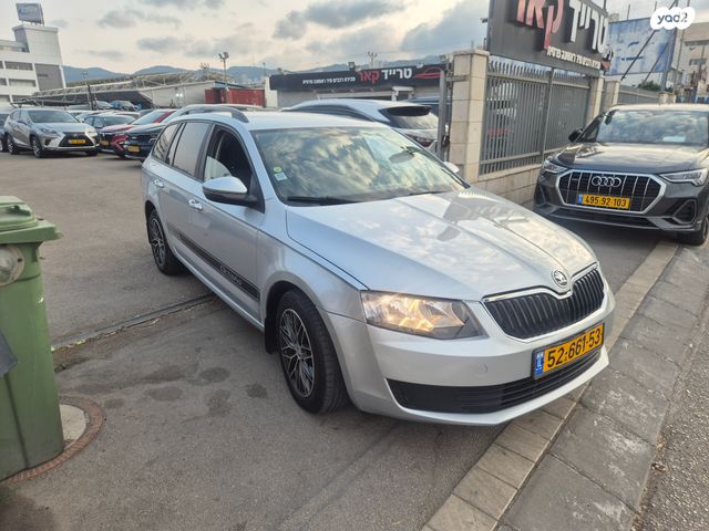 סקודה אוקטביה
