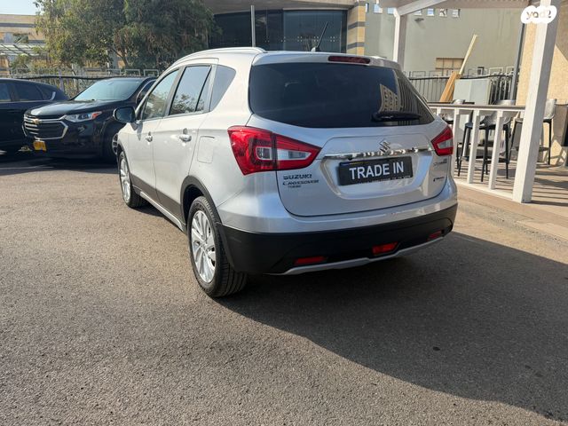 סוזוקי קרוסאובר