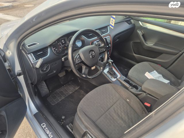 סקודה אוקטביה