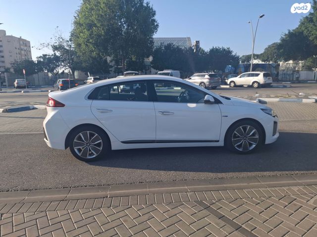 מודעת רכב יונדאי איוניק