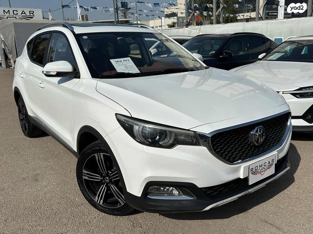 מודעת רכב אם ג'י ZS