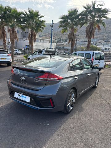 יונדאי איוניק