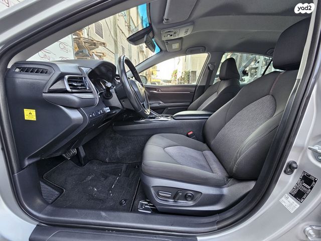 טויוטה קאמרי