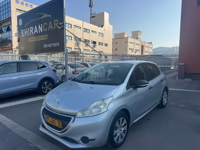 מודעת רכב פיג'ו 208