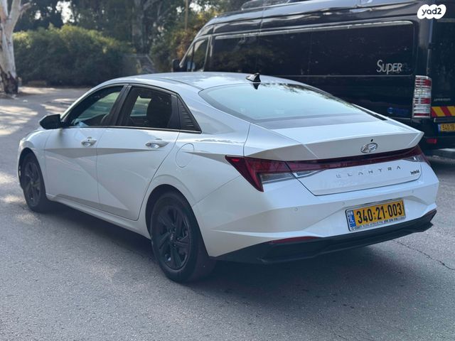 יונדאי אלנטרה