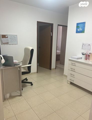 דירה, ביאליק 26, בן גוריון, אשקלון