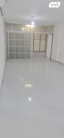 שדרות הנשיא וייצמן 80