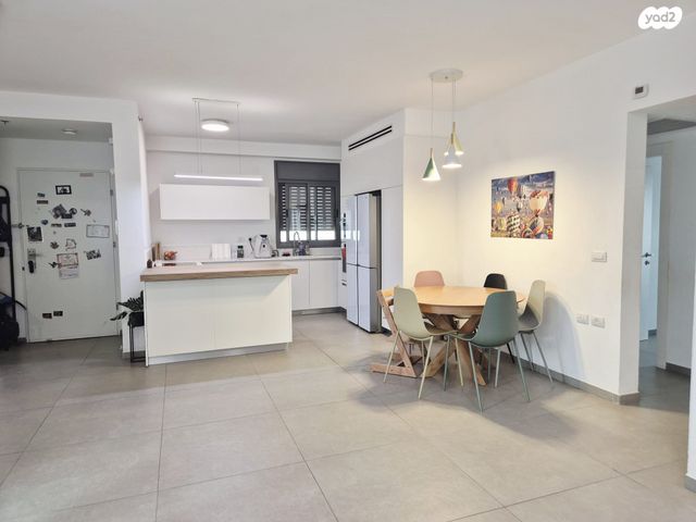 דירה, פרופ' אפרים קציר 21, רחובות המדע, רחובות