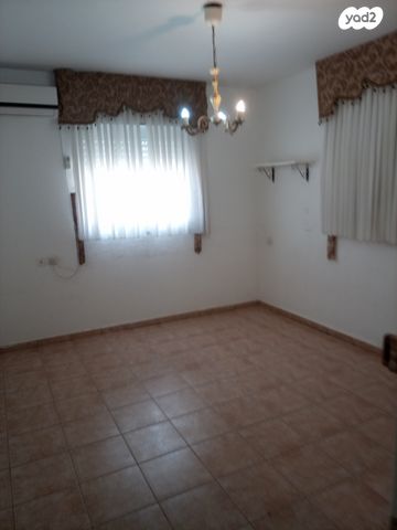 דירה, רבן יוחנן בן זכאי 69, אלעד, אלעד