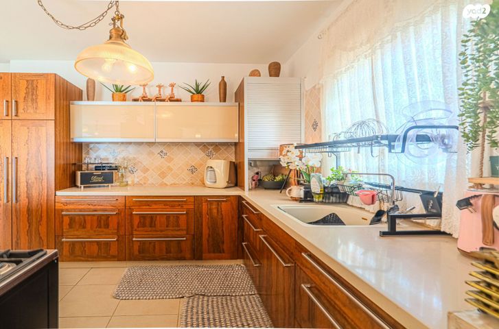 גג/ פנטהאוז, הרב מנצור בן שמעון 14, נווה ים, אשקלון