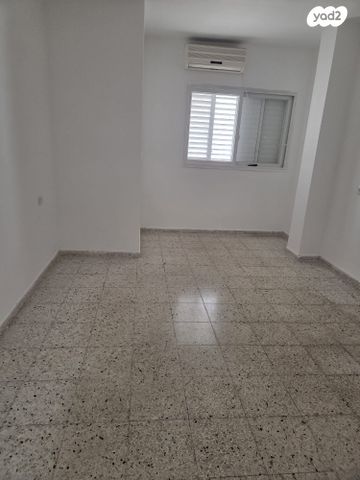 דירה, משה אבן עזרא 22, רובע ה', אשדוד