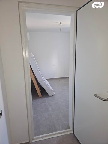 דירה, אצ"ל 28, תל גיבורים, חולון