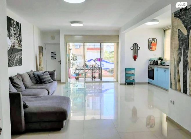 כ"ט בנובמבר 12