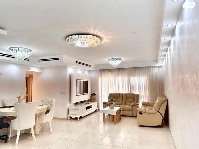 דירה, יונתן נתניהו 8, ברנע, אשקלון