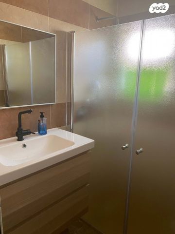 דירה, הרב יצחק הלוי מברדיצ'ב 4, קרית נורדאו, נתניה