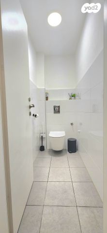 דירה, ש"י עגנון 1, נאות שמיר, יבנה