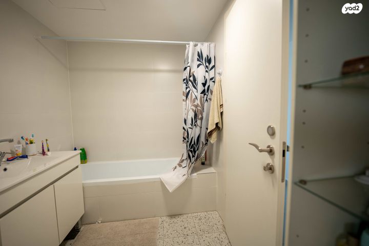 דירה, בזלת 10, שאר העיר, אריאל