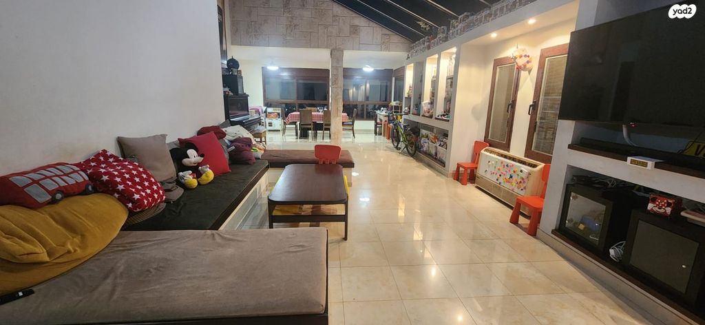 בית פרטי/ קוטג', יפה נוף 11, המושבה, זכרון יעקב