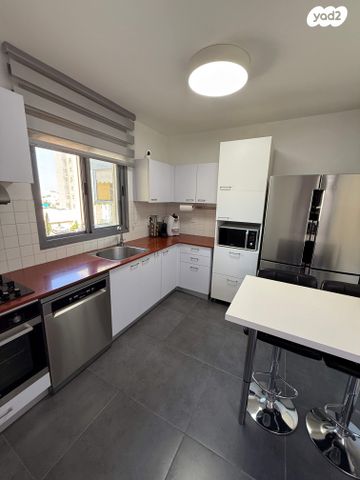 דירה, סשה ארגוב 4, קרית האמנים, מצליח, רמלה